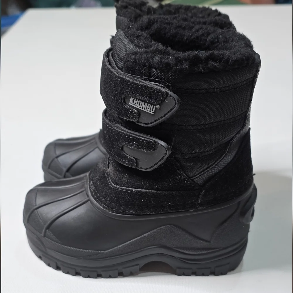 508. Khombu Black Insulated Snow Boots